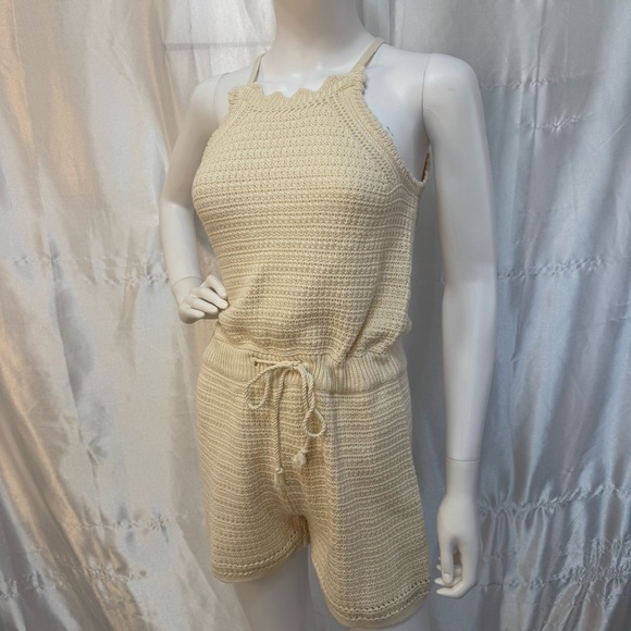 Universal Thread Pants - NWT Universal Thread Cream Crochet Sleeveless Romper Women’s Size XS